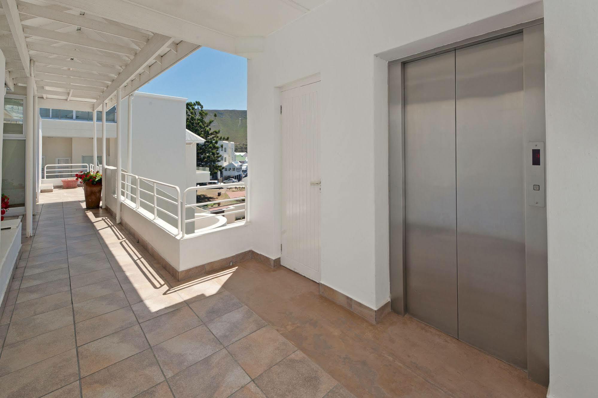 Windsor Self Catering Apartments Hermanus Zewnętrze zdjęcie