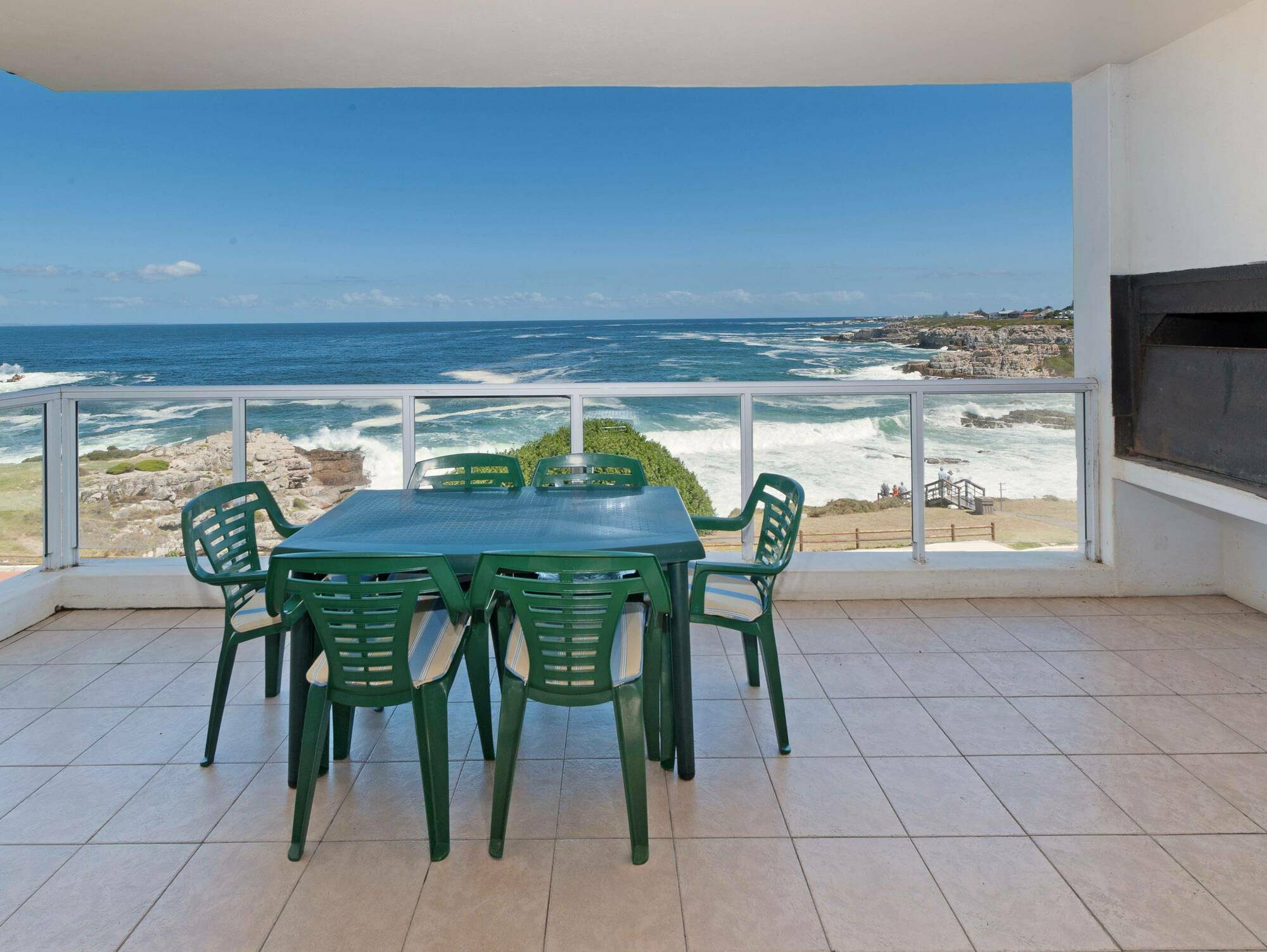 Windsor Self Catering Apartments Hermanus Zewnętrze zdjęcie