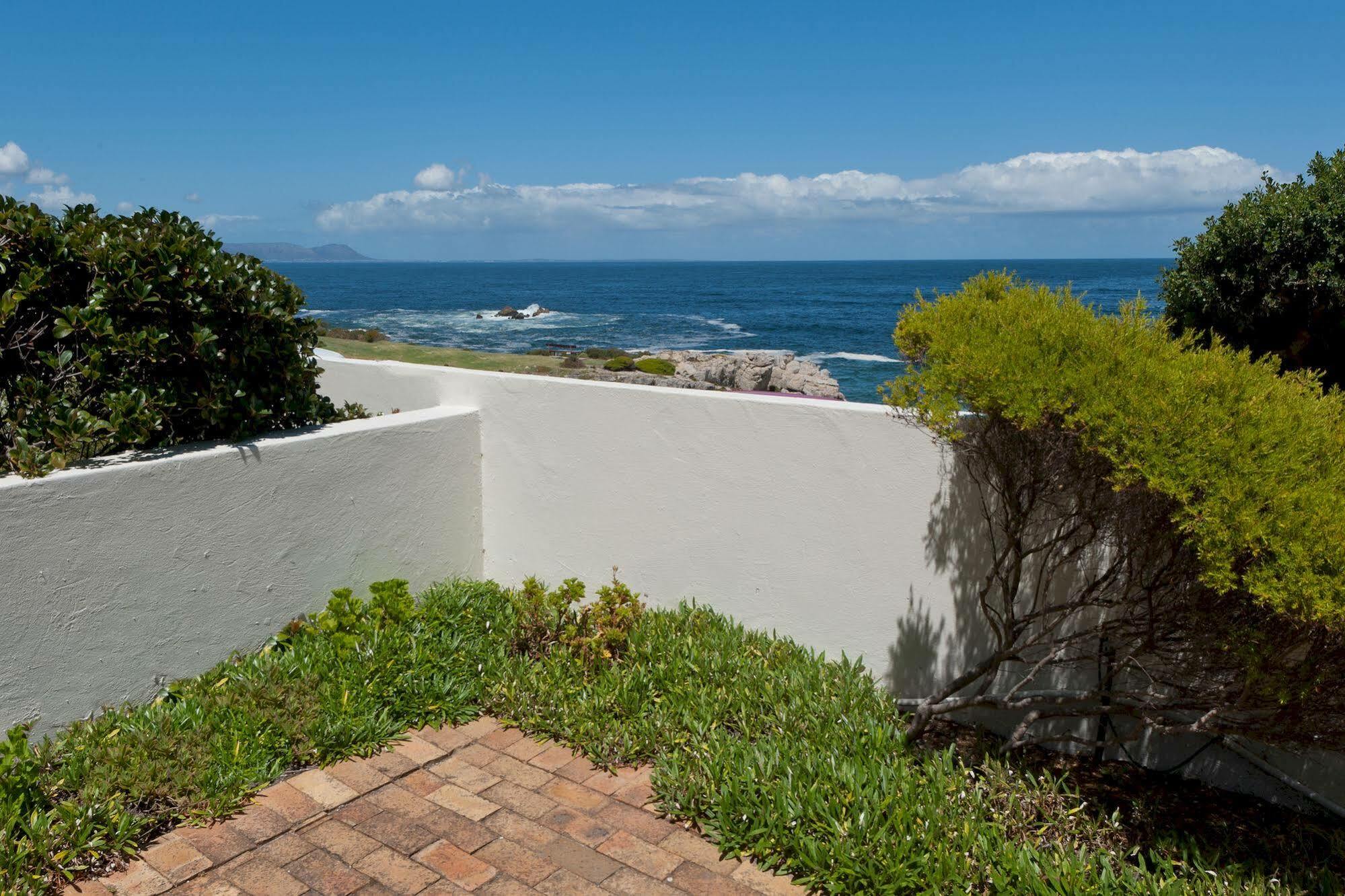 Windsor Self Catering Apartments Hermanus Zewnętrze zdjęcie
