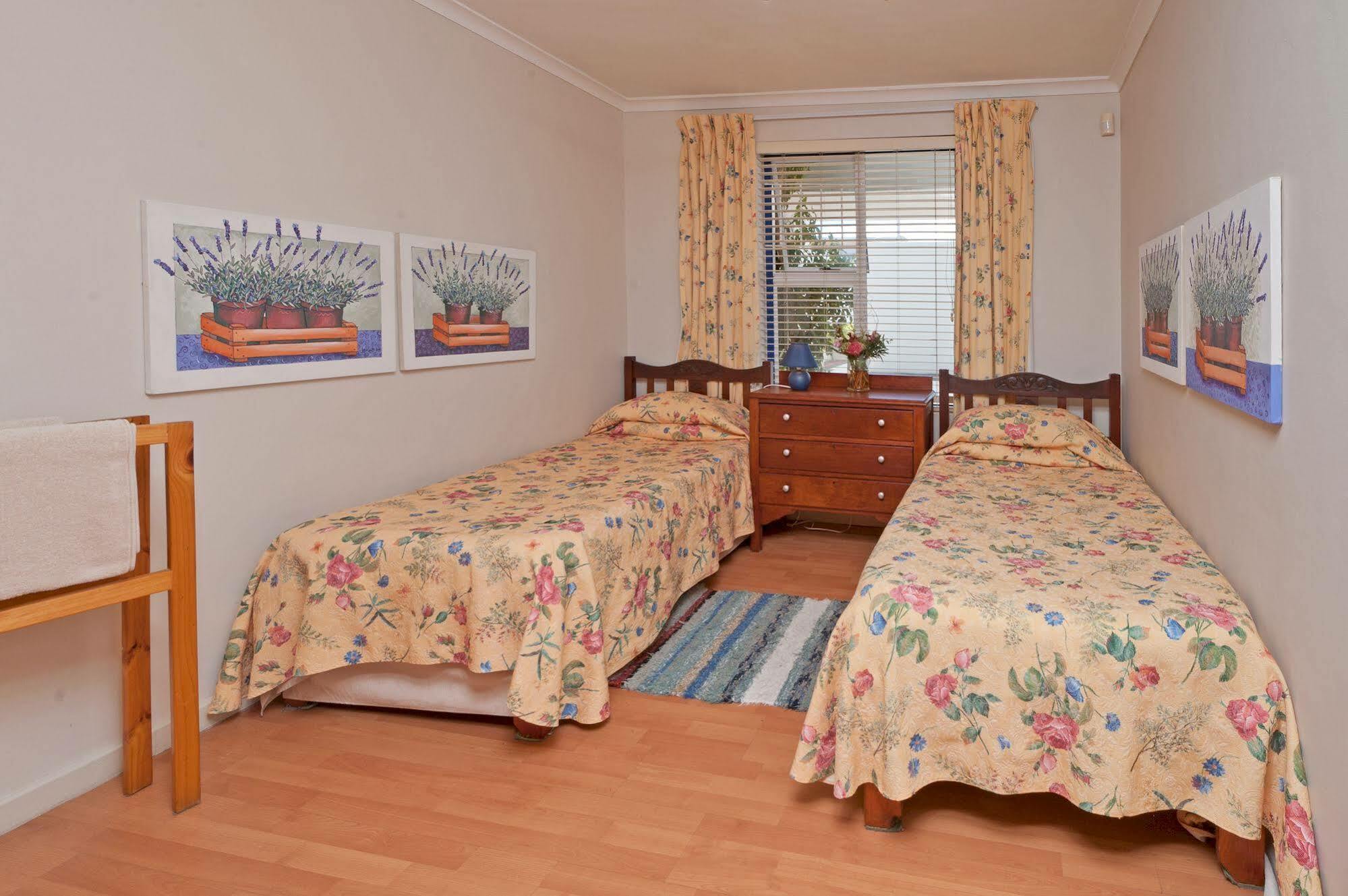 Windsor Self Catering Apartments Hermanus Zewnętrze zdjęcie